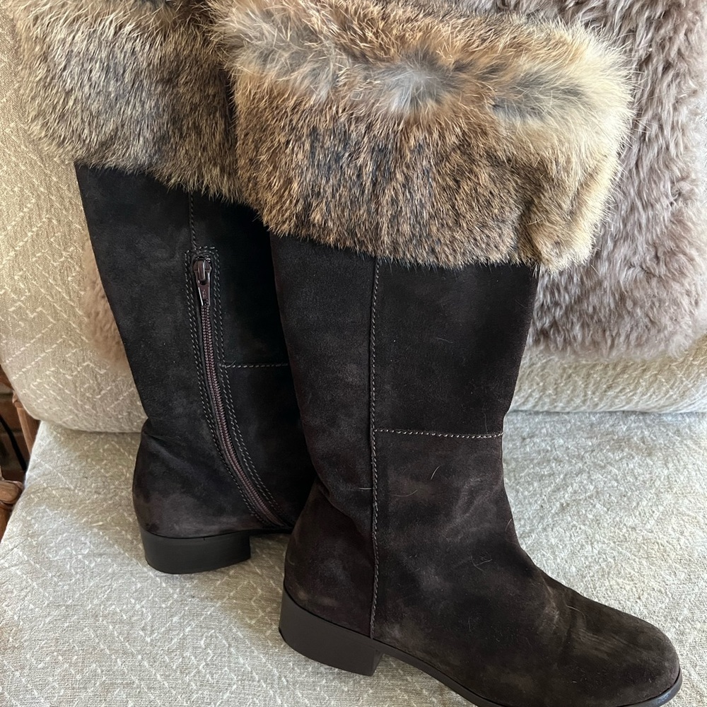 MaxMara Brown Suede and Fur Boots size 38, worn once